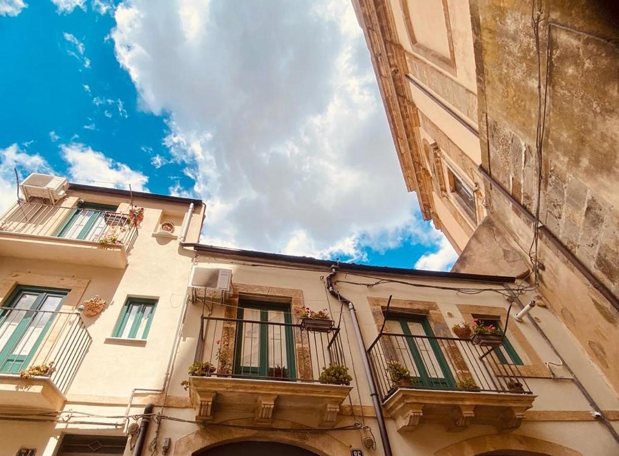 Liz House Apartment Caltagirone Exterior foto