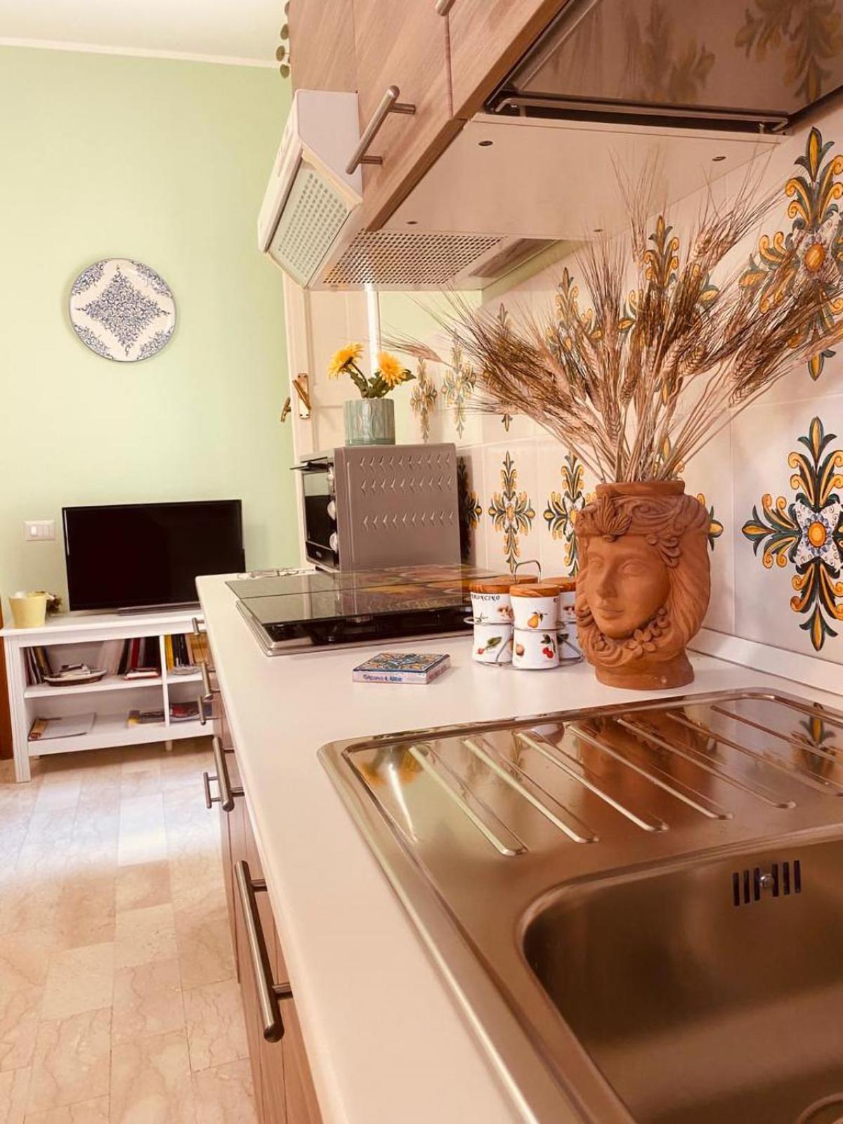 Liz House Apartment Caltagirone Exterior foto