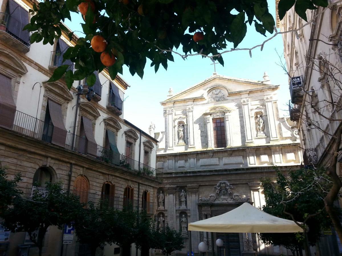 Liz House Apartment Caltagirone Exterior foto