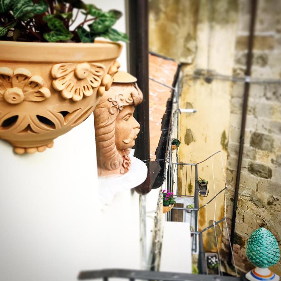 Liz House Apartment Caltagirone Exterior foto